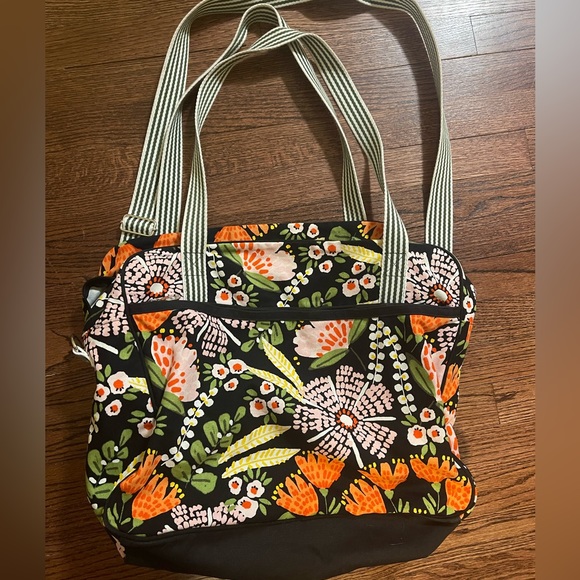 thirty-one Handbags - Thirty-One Large Tote